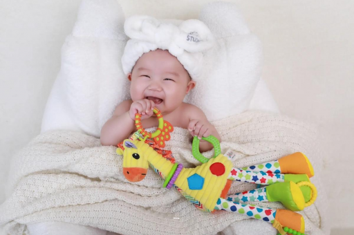 西藏宝宝为什么会吐奶 西藏宝宝为什么会吐奶